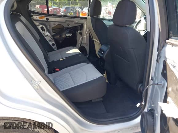 2018 Chevrolet Equinox LT z VIN 2GNAXJEV6J6202643, wystawiony jako IAAI lot #43005625 z przebiegiem 52 382 mil mil oraz . Historia ofert i sprzedaży dostępna na DreamBid. Obrazek 8.