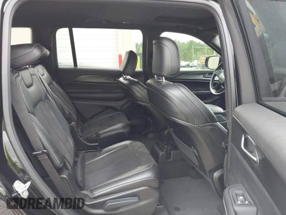 2023 Jeep Grand Cherokee Laredo с VIN 1C4RJKAGXP8855232, выставлен на аукционе IAAI как лот 42283646 с пробегом 66 707 миль миль и . История ставок и продаж доступна на DreamBid. Изображение 8.