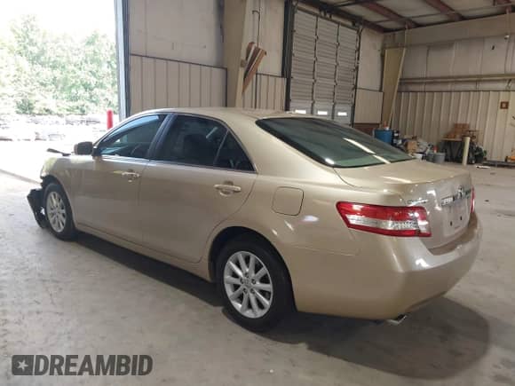 2010 Toyota Camry SE with VIN 4T1BK3EK2AU110732, listed as a IAAI auction lot 43150580 with 199,335 mi miles and . Bid and sale history available at DreamBid. Image 3.