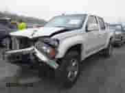 2012 Chevrolet Colorado 2LT z VIN 1GCHSDFE6C8170053, wystawiony jako IAAI lot #42006134 z przebiegiem 145 696 mil mil oraz . Historia ofert i sprzedaży dostępna na DreamBid. Obrazek 6.