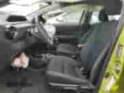 2016 Toyota Prius Two z VIN JTDKDTB38G1115505, wystawiony jako Copart lot #83806285 z przebiegiem 121 664 mil mil oraz Czysty tytuł • Clean title. Historia ofert i sprzedaży dostępna na DreamBid. Obrazek 7.