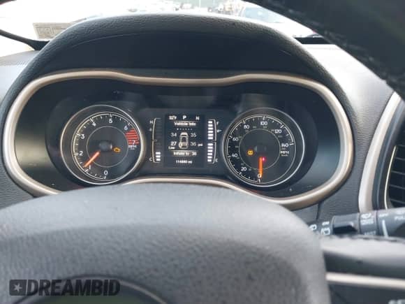 2016 Jeep Cherokee Latitude с VIN 1C4PJMCB7GW118036, выставлен на аукционе IAAI как лот 41232593 с пробегом 114 880 миль миль и . История ставок и продаж доступна на DreamBid. Изображение 7.