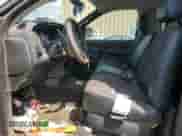 2004 Dodge 1500 ST z VIN 1D7HA16K34J241023, wystawiony jako Copart lot #68910515 z przebiegiem 200 873 mil mil oraz Szkoda całkowita • Salvage title. Historia ofert i sprzedaży dostępna na DreamBid. Obrazek 7.