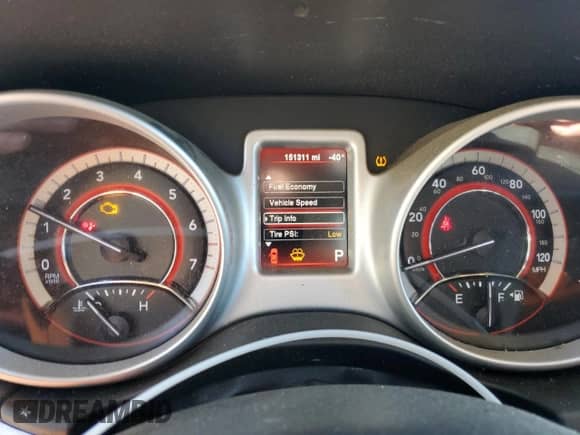 2015 Dodge Journey SXT with VIN 3C4PDDBG3FT613276, listed as a Copart auction lot 85899795 with 151,311 mi miles and Salvage title. Bid and sale history available at DreamBid. Image 9.
