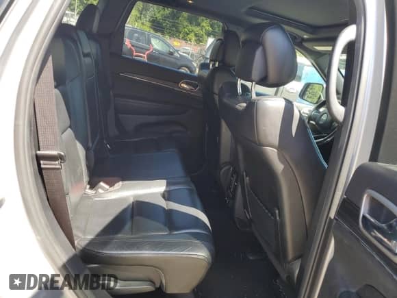 2019 Jeep Grand Cherokee Limited z VIN 1C4RJFBG9KC756512, wystawiony jako Copart lot #71265695 z przebiegiem 113 587 mil mil oraz Szkoda całkowita • Salvage title. Historia ofert i sprzedaży dostępna na DreamBid. Obrazek 11.
