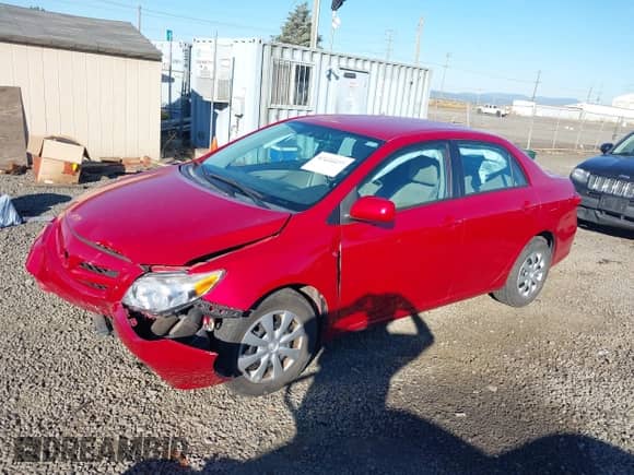 2011 Toyota Corolla S с VIN 2T1BU4EE5BC568441, выставлен на аукционе IAAI как лот 43228259 с пробегом 105 677 миль миль и . История ставок и продаж доступна на DreamBid. Изображение 17.