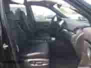 2023 Honda Passport Elite z VIN 5FNYF8H01PB030270, wystawiony jako IAAI lot #42667744 z przebiegiem 7 931 mil mil oraz . Historia ofert i sprzedaży dostępna na DreamBid. Obrazek 5.