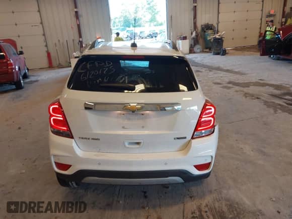 2018 Chevrolet Trax Premier с VIN 3GNCJRSB1JL198001, выставлен на аукционе IAAI как лот 42624842 с пробегом 132 785 миль миль и . История ставок и продаж доступна на DreamBid. Изображение 16.