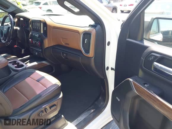 2021 Chevrolet Silverado 1500 High Country с VIN 1GCUYHEL5MZ241422, выставлен на аукционе IAAI как лот 43088986 с пробегом 105 138 миль миль и . История ставок и продаж доступна на DreamBid. Изображение 5.