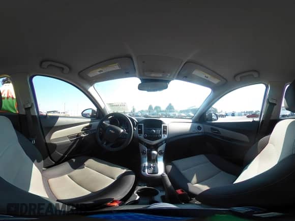 2014 Chevrolet Cruze LS с VIN 1G1PA5SG9E7321755, выставлен на аукционе IAAI как лот 43150192 с пробегом 104 547 миль миль и . История ставок и продаж доступна на DreamBid. Изображение 19.