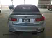 2015 BMW M3 z VIN WBS3C9C50FP803464, wystawiony jako Copart lot #70180545 z przebiegiem Nie podano mil oraz Czysty tytuł • Clean title. Historia ofert i sprzedaży dostępna na DreamBid. Obrazek 6.