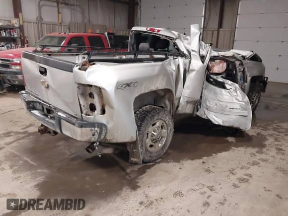 2011 Chevrolet Silverado 2500HD LT с VIN 1GC2KXCG7BZ381221, выставлен на аукционе IAAI как лот 41837423 с пробегом 176 193 миль миль и . История ставок и продаж доступна на DreamBid. Изображение 4.