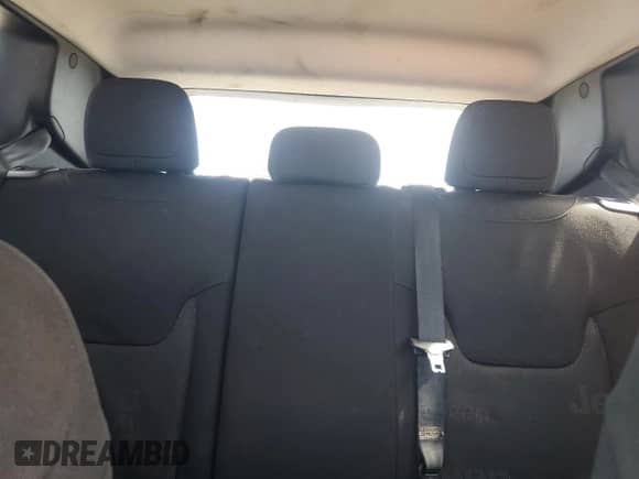 2017 Jeep Renegade Latitude с VIN ZACCJABB3HPE90213, выставлен на аукционе Copart как лот 70889635 с пробегом 137 765 миль миль и Списание • Salvage title. История ставок и продаж доступна на DreamBid. Изображение 10.