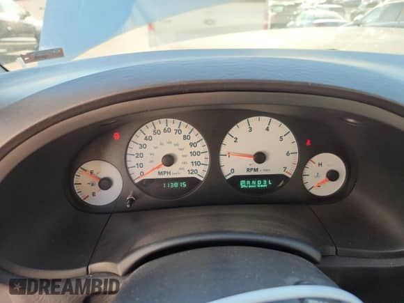 2007 Dodge Grand Caravan SXT with VIN 2D4GP44L37R345614, listed as a Copart auction lot 84979715 with 113,815 mi miles and Salvage title. Bid and sale history available at DreamBid. Image 9.