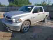 2013 Ram 1500 Big Horn z VIN 1C6RR7LT5DS621215, wystawiony jako IAAI lot #42881419 z przebiegiem 251 070 mil mil oraz . Historia ofert i sprzedaży dostępna na DreamBid. Obrazek 2.