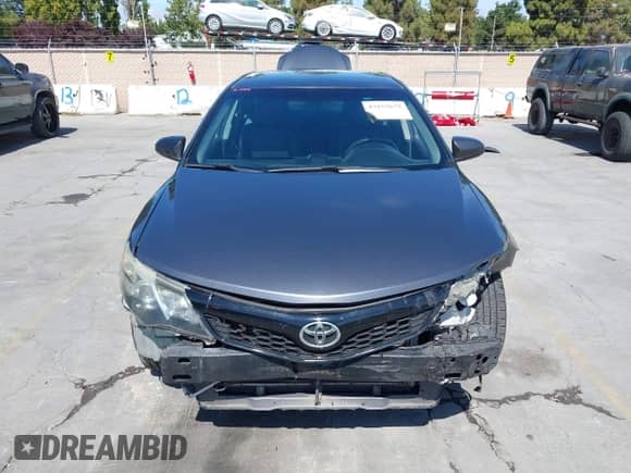 2014 Toyota Camry L with VIN 4T1BF1FK3EU444118, listed as a IAAI auction lot 43153679 with 184,941 mi miles and . Bid and sale history available at DreamBid. Image 12.