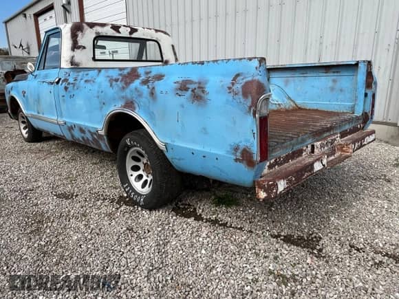 1967 Chevrolet Silverado 1500 с VIN CS147S183633, выставлен на аукционе Copart как лот 86858675 с пробегом 71 737 миль миль и Чистый • Clean title. История ставок и продаж доступна на DreamBid. Изображение 3.