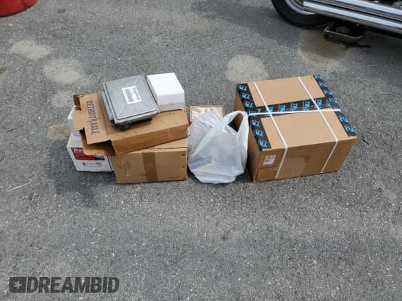 2001 Chevrolet S-10 LS with VIN 1GCDT13W61K225690, listed as a Copart auction lot 58546865 with 176,558 mi miles and Clean title. Bid and sale history available at DreamBid. Image 12.