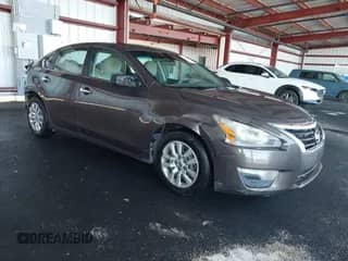 2015 Nissan Altima 2.5 with VIN 1N4AL3AP8FC479693, listed as a IAAI auction lot 43185200 with 185,993 mi miles and . Bid and sale history available at DreamBid. Image 1.