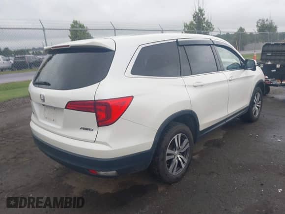 2018 Honda Pilot EX-L z VIN 5FNYF6H83JB014959, wystawiony jako IAAI lot #43025839 z przebiegiem 170 553 mil mil oraz . Historia ofert i sprzedaży dostępna na DreamBid. Obrazek 4.