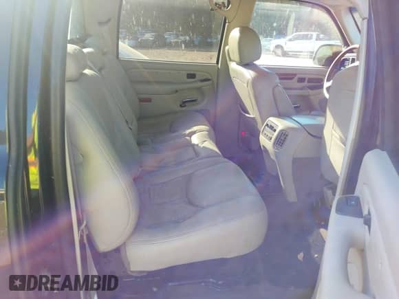 2005 Cadillac Escalade EXT with VIN 3GYEK62N25G291495, listed as a IAAI auction lot 43479336 with 136,336 mi miles and . Bid and sale history available at DreamBid. Image 8.