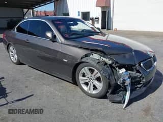 2011 BMW 3 Series 328i с VIN WBADW7C57BE545373, выставлен на аукционе IAAI как лот 42259792 с пробегом Не указан миль и . История ставок и продаж доступна на DreamBid. Изображение 1.