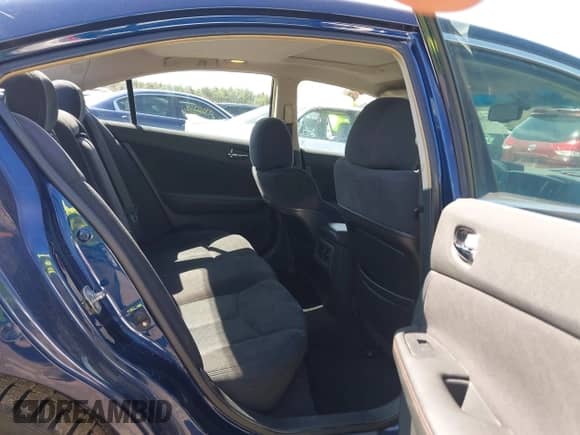 2013 Nissan Maxima SV z VIN 1N4AA5AP9DC805516, wystawiony jako IAAI lot #42028936 z przebiegiem 174 555 mil mil oraz . Historia ofert i sprzedaży dostępna na DreamBid. Obrazek 8.