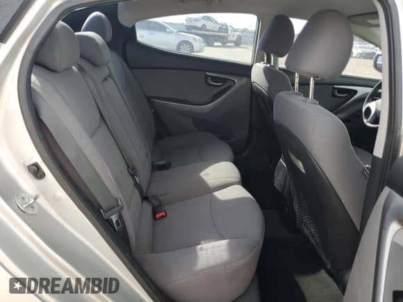 2016 Hyundai Elantra Limited с VIN 5NPDH4AE9GH697502, выставлен на аукционе Copart как лот 82704515 с пробегом 126 728 миль миль и Списание • Salvage title. История ставок и продаж доступна на DreamBid. Изображение 10.