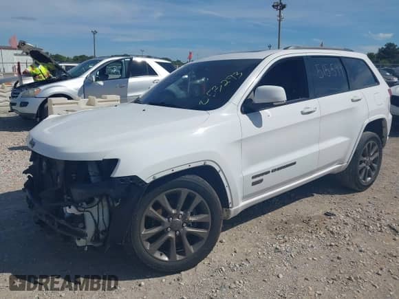 2017 Jeep Grand Cherokee Limited с VIN 1C4RJFBGXHC647131, выставлен на аукционе IAAI как лот 43102859 с пробегом 119 846 миль миль и . История ставок и продаж доступна на DreamBid. Изображение 2.