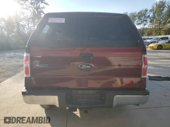 2010 Ford F-150 XL с VIN 1FTMF1C85AKE57478, выставлен на аукционе Copart как лот 82338555 с пробегом 132 598 миль миль и На запчасти • Non repairable. История ставок и продаж доступна на DreamBid. Изображение 6.