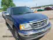 2002 Ford F-150 XLT z VIN 1FTRW07612KA74888, wystawiony jako IAAI lot #42465713 z przebiegiem Nie podano mil oraz . Historia ofert i sprzedaży dostępna na DreamBid. Obrazek 1.
