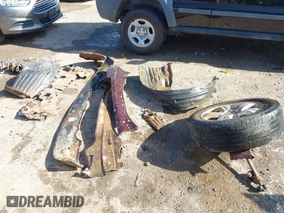 2013 Honda Pilot EX-L with VIN 5FNYF4H55DB040980, listed as a IAAI auction lot 42831295 with Not provided miles and . Bid and sale history available at DreamBid. Image 19.