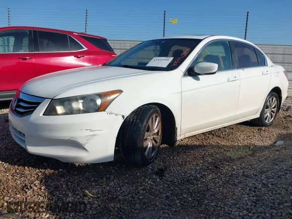 2011 Honda Accord EX with VIN 1HGCP2F76BA156373, listed as a IAAI auction lot 43351999 with 341,705 mi miles and . Bid and sale history available at DreamBid. Image 2.