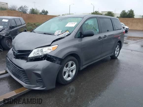 2019 Toyota Sienna L with VIN 5TDZZ3DCXKS966861, listed as a IAAI auction lot 41739828 with 64,305 mi miles and . Bid and sale history available at DreamBid. Image 2.