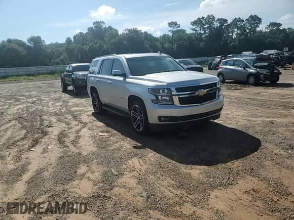 2017 Chevrolet Tahoe LT z VIN 1GNSCBKC0HR363237, wystawiony jako Copart lot #68070485 z przebiegiem Nie podano mil oraz Szkoda całkowita • Salvage title. Historia ofert i sprzedaży dostępna na DreamBid. Obrazek 14.