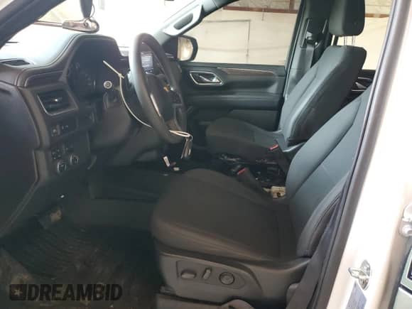 2023 Chevrolet Tahoe Commercial z VIN 1GNSKLED2PR369519, wystawiony jako Copart lot #71686935 z przebiegiem 65 664 mil mil oraz Szkoda całkowita • Salvage title. Historia ofert i sprzedaży dostępna na DreamBid. Obrazek 7.