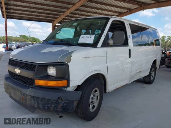 2008 Chevrolet Express Cargo с VIN 1GCFG154681204556, выставлен на аукционе IAAI как лот 41928049 с пробегом 171 171 миль миль и . История ставок и продаж доступна на DreamBid. Изображение 2.