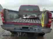 2004 Chevrolet Silverado 2500HD LT z VIN 1GCHK292X4E318763, wystawiony jako Copart lot #78013674 z przebiegiem 254 024 mil mil oraz Szkoda całkowita • Salvage title. Historia ofert i sprzedaży dostępna na DreamBid. Obrazek 6.