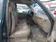 2005 GMC Sierra 1500 Work Truck с VIN 1GTEC14X15Z316696, выставлен на аукционе IAAI как лот 43257781 с пробегом 173 635 миль миль и . История ставок и продаж доступна на DreamBid. Изображение 5.