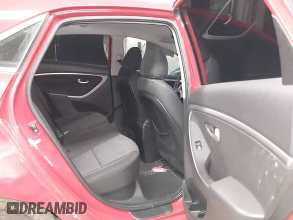 2013 Hyundai Elantra с VIN KMHD35LE0DU075580, выставлен на аукционе IAAI как лот 43397752 с пробегом 102 192 миль миль и . История ставок и продаж доступна на DreamBid. Изображение 8.