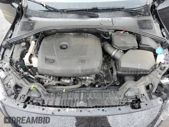 2018 Volvo S60 Inscription Platinum с VIN LYV402HM0JB173655, выставлен на аукционе Copart как лот 56365335 с пробегом 128 868 миль миль и Списание • Salvage title. История ставок и продаж доступна на DreamBid. Изображение 11.