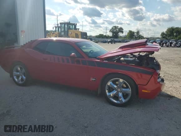 2012 Dodge Challenger R/T Plus z VIN 2C3CDYBT7CH275294, wystawiony jako Copart lot #68942055 z przebiegiem 175 094 mil mil oraz Szkoda całkowita • Salvage title. Historia ofert i sprzedaży dostępna na DreamBid. Obrazek 4.