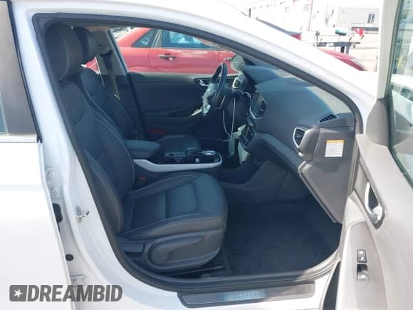 2019 Hyundai Ioniq Limited with VIN KMHC05LH4KU052380, listed as a IAAI auction lot 42564966 with 60,398 mi miles and . Bid and sale history available at DreamBid. Image 5.