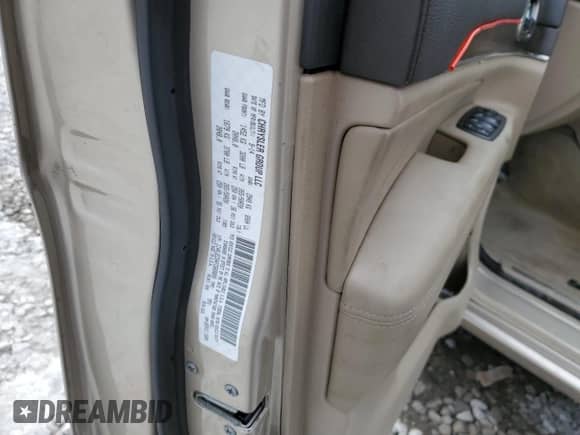 2015 Jeep Grand Cherokee High Altitude z VIN 1C4RJECG4FC669809, wystawiony jako Copart lot #88909645 z przebiegiem 115 752 mil mil oraz Szkoda całkowita • Salvage title. Historia ofert i sprzedaży dostępna na DreamBid. Obrazek 14.