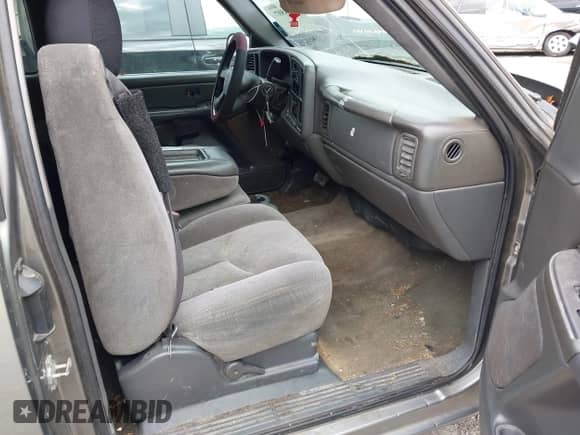 2006 Chevrolet Silverado 1500 LS с VIN 1GCEC19V06Z291136, выставлен на аукционе IAAI как лот 41938807 с пробегом Не указан миль и . История ставок и продаж доступна на DreamBid. Изображение 5.