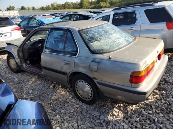 1991 Honda Accord with VIN 1HGCB7667MA143508, listed as a Copart auction lot 67898324 with 356,797 mi miles and Salvage title. Bid and sale history available at DreamBid. Image 2.