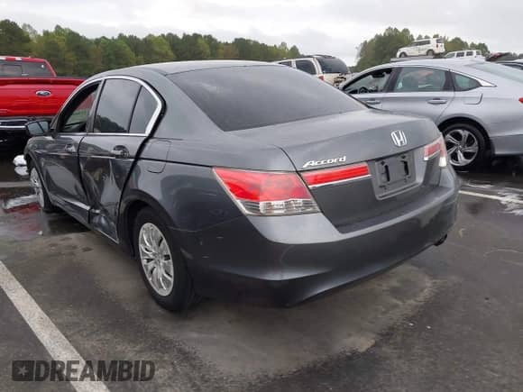 2012 Honda Accord LX z VIN 1HGCP2F31CA169658, wystawiony jako IAAI lot #43400841 z przebiegiem 284 569 mil mil oraz . Historia ofert i sprzedaży dostępna na DreamBid. Obrazek 3.