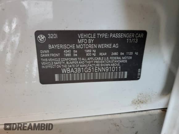 2014 BMW 3 Series 320i z VIN WBA3B1G51ENN91011, wystawiony jako Copart lot #82496095 z przebiegiem Nie podano mil oraz Czysty tytuł • Clean title. Historia ofert i sprzedaży dostępna na DreamBid. Obrazek 12.