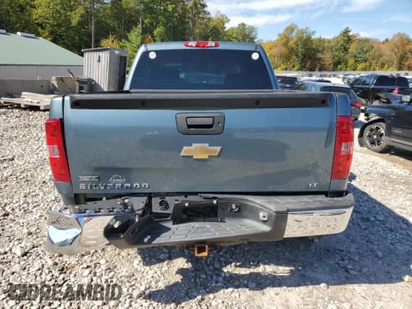 2011 Chevrolet Silverado 1500 LT z VIN 3GCPKSE34BG387352, wystawiony jako Copart lot #85126465 z przebiegiem 115 333 mil mil oraz Czysty tytuł • Clean title. Historia ofert i sprzedaży dostępna na DreamBid. Obrazek 6.
