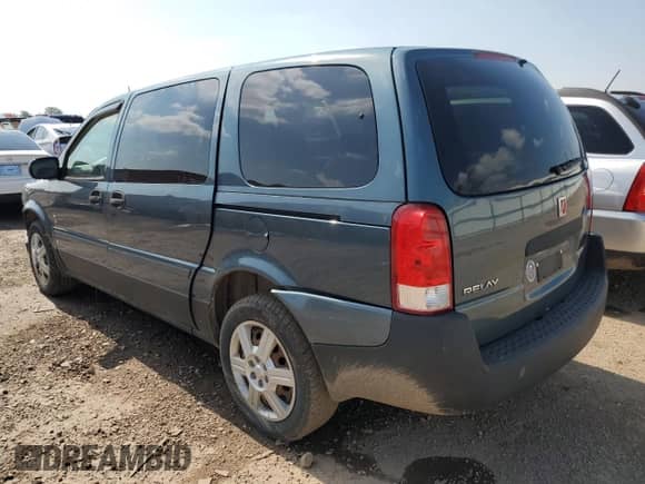 2006 Saturn Relay 2 FWD with VIN 5GZDV03L66D141096, listed as a Copart auction lot 64464345 with 198,698 mi miles and Salvage title. Bid and sale history available at DreamBid. Image 2.